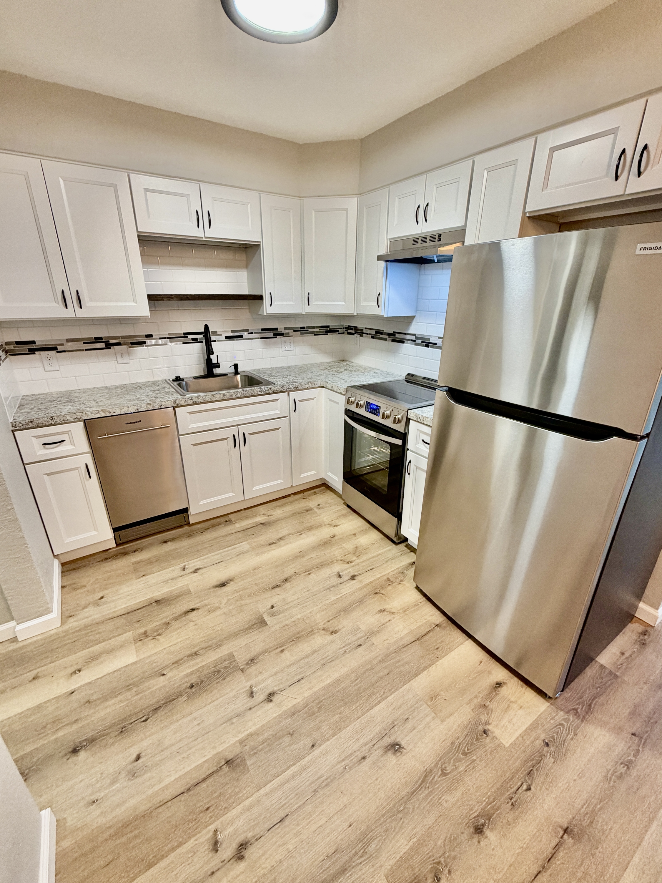 3640 Douglas Road, Apt 2